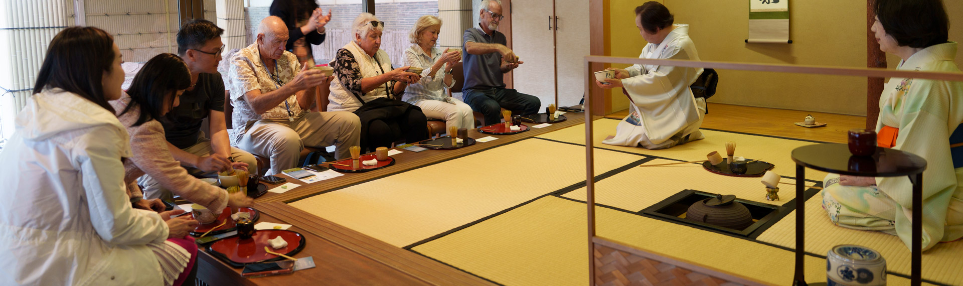 【平和のお茶会】開催